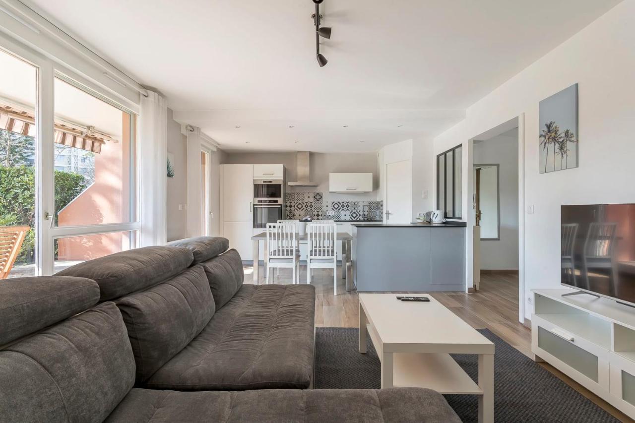 Suite Granges En Rez-De-Jardin Pour 4 Voyageurs Lyon Eksteriør bilde