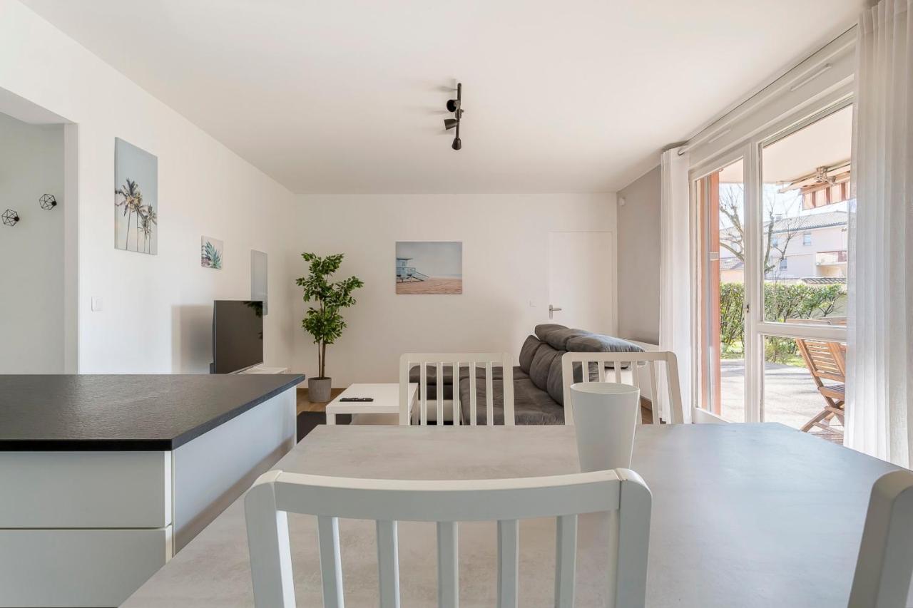 Suite Granges En Rez-De-Jardin Pour 4 Voyageurs Lyon Eksteriør bilde